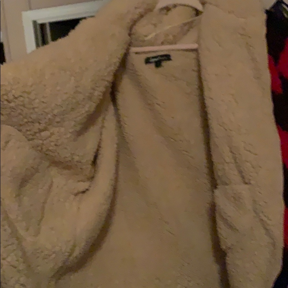 Pretty Fur Jacket ! - Picture 2 of 2